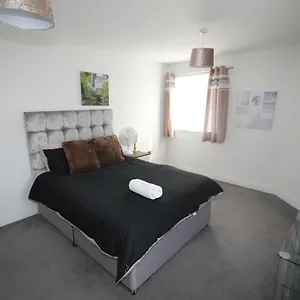holden-court-apartment-apt-1.brighton-hotels-england.com/